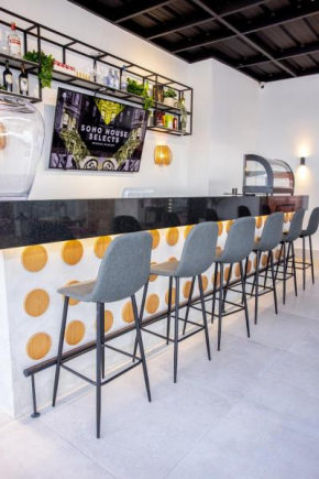 Boho Apt Center of City Naco (FREE WIFI) - 603